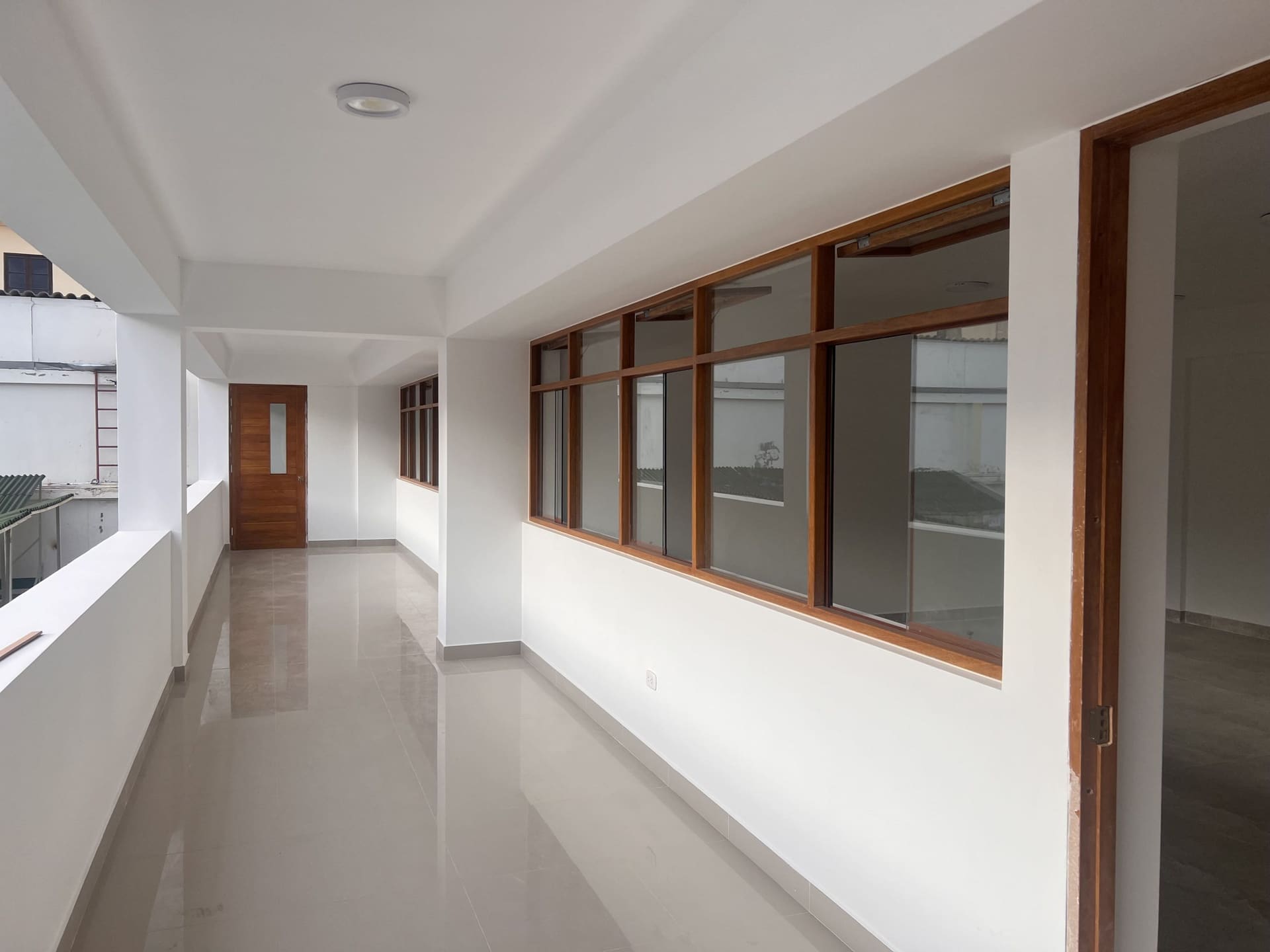 Interior de obra ejecutada por Grupo Solfar